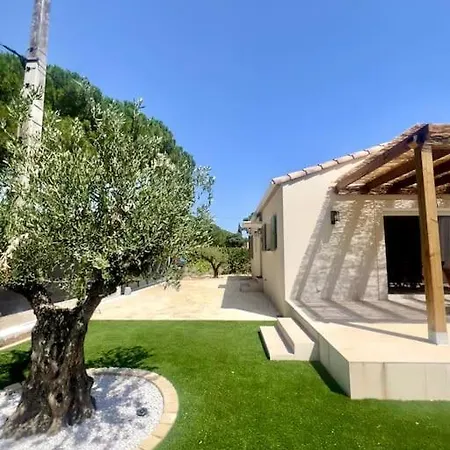 Villa Neuve Castillon-du-Gard