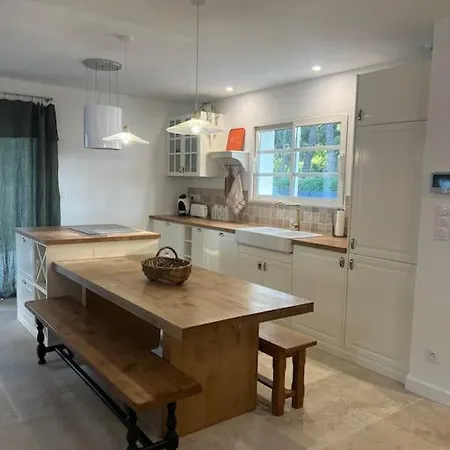 Neuve Castillon-du-Gard