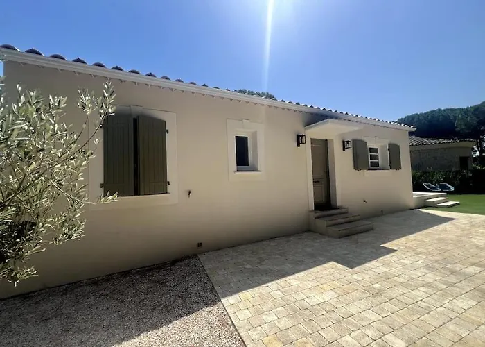 Neuve * Castillon-du-Gard